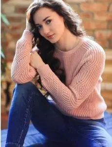 Elite escort service in Satara for home and hotel visits